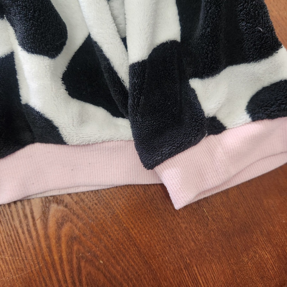 Adult Cow one piece PJ Costume Spirit Halloween Size‎ Medium - Picture 6 of 8